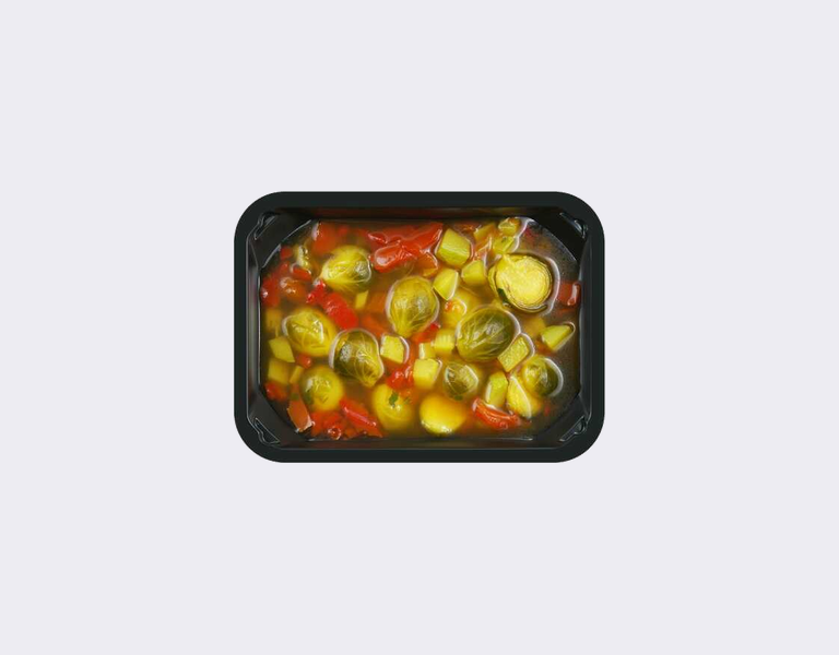 Суп овощной с брюссельской капустой и куркумой