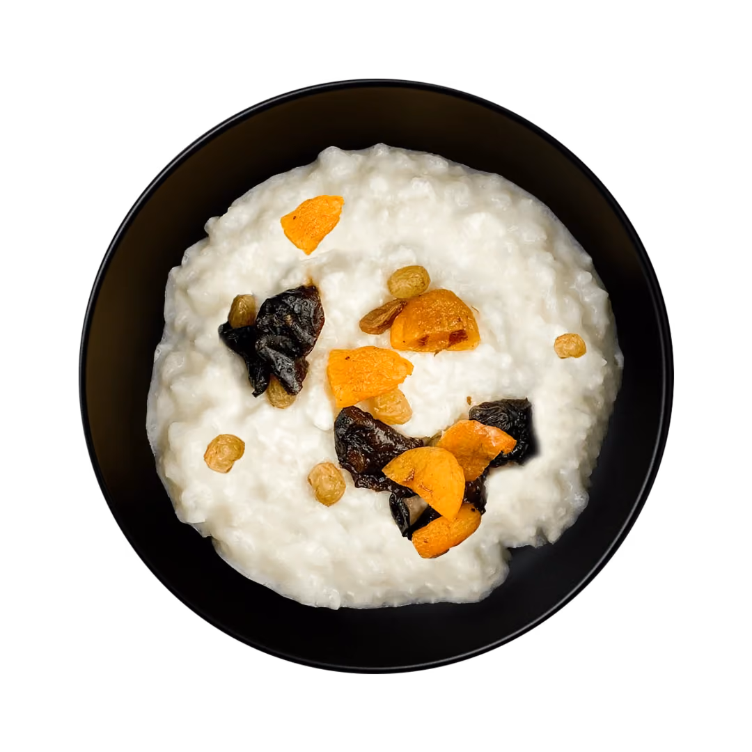 Рисовая каша с кокосовой стружкой и сухофруктами