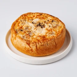 Киш с курицей и грибами, кафе