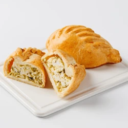 Пирожки с зеленью и яйцом на сметанном тесте, 120 г (2шт)